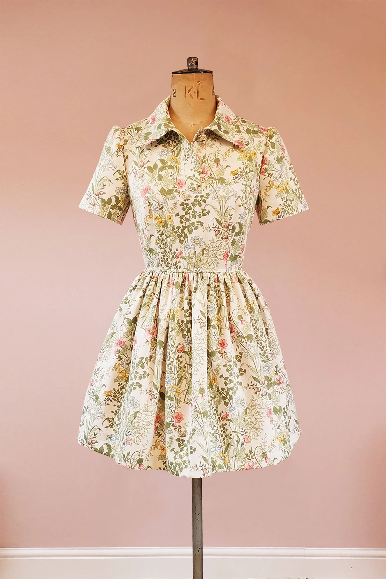 Old fashioned top floral dress